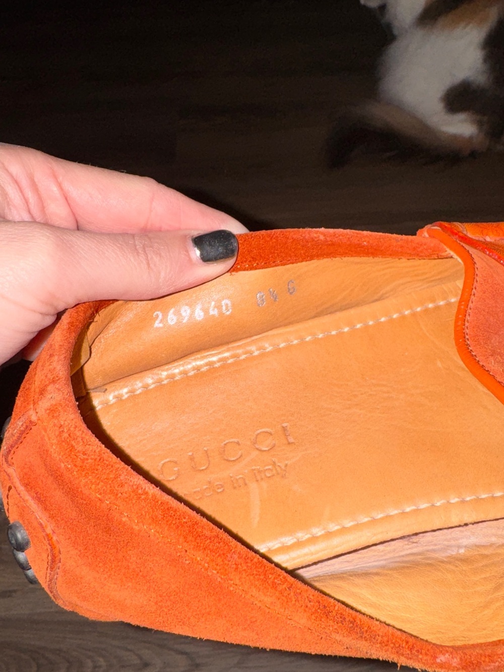 VINTAGE Gucci Orange Suede Men’s Slip-On Loafers with Monogram Strap - Picture 5 of 6